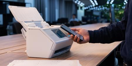 スマホを近づけてサクッと使える新機能「ScanSnap Go