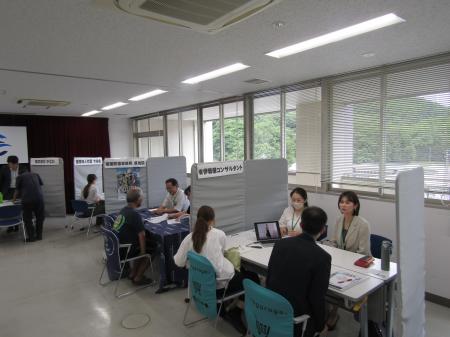 ～瀬戸内の島で働く～江田島市内企業合同説明会を開催