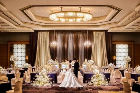 ここから始まる、結婚式場探し。半年に一度のBIGウエ