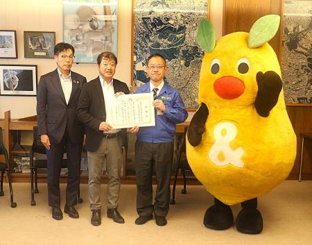 東山動植物園いのちつなぐ基金からブロンズパートナー 東山動植物園いのちつなぐ基金からブロンズパートナー