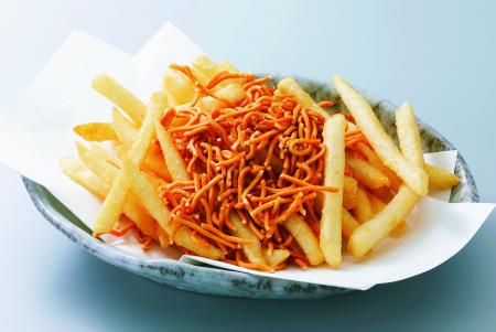 居酒屋メニューにもベビースター!?「酔虎伝」「八剣伝