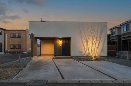 【岩手県盛岡市】収納率25％超×スキップフロアの平屋