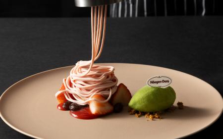 【札幌グランドホテル】「THE SWEETS！」にライブクッ