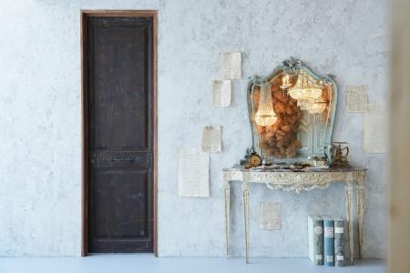 花に囲まれた華やかなアンティーク空間で春を先取るよ