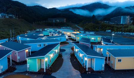 被災地から生まれた挑戦「日本最大の国産トレーラーハ