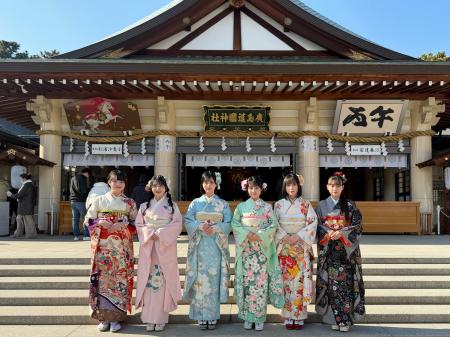 STU48 広島護国神社で成人奉告祭　20歳を迎えた6名が