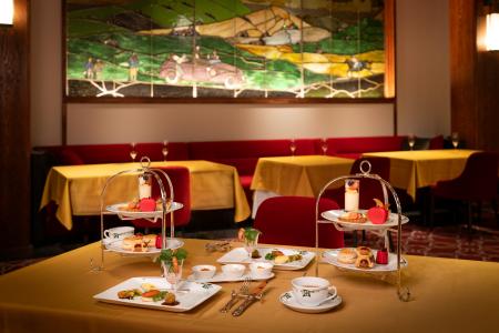 【万平ホテル】伝統と復刻のメニューを愉しむ「utf-8