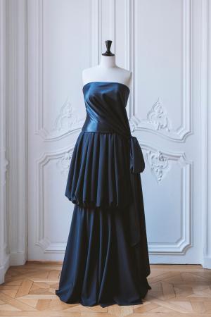 【Dior】第83回ゴールデングローブ賞でプリヤンカ・チ