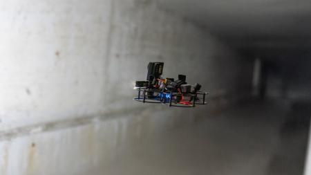 ドローン地下ピット点検の最新技術実証 ドローン地下ピット点検の最新技術実証