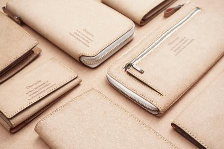 【捨てられるはずの革が、美しい飴色へ】ドイツで生ま