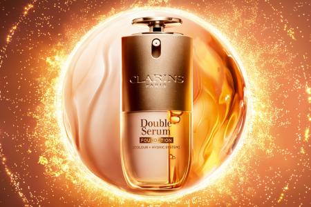 史上初*「ダブル」で解き放つ。かつてない*、美容液フ