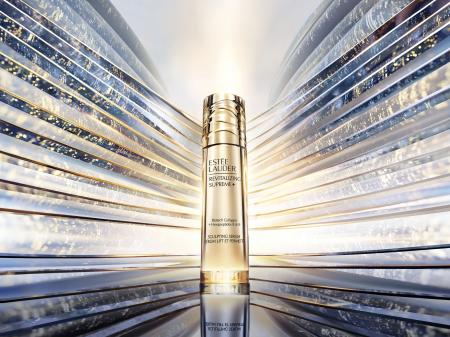 エスティ ローダー、ふっくらとしたハリを構築する新