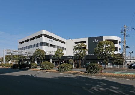 「ヤナセ横浜港北支店」（メルセデス・ベンツ港北）を