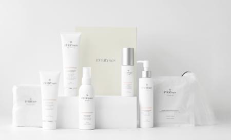 【EVERYSKIN スキンケアBOX】 ブランドを象徴するセッ