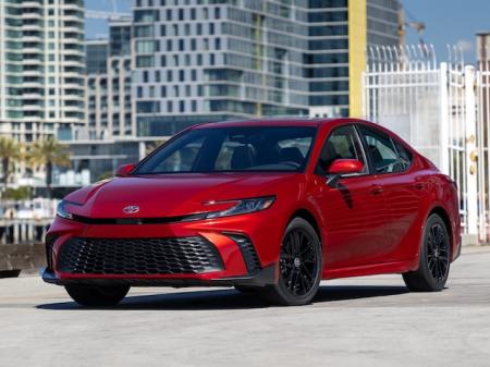 トヨタ・カムリは1983年北米に投入され米国市場で...