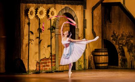 【映画館でバレエを】ロイヤル・バレエ『リーズの結婚