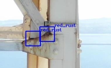 重篤損傷の検出率9割以上を実現！ 500塔超のドローン