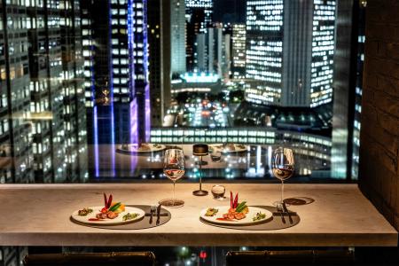 【新宿ワシントンホテル】夜景と融合した大人の空間で