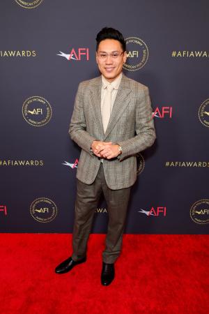 エミリア・クラーク他、セレブリティがロロ・ピアーナ