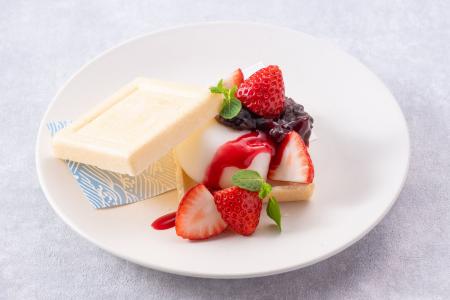 なくなり次第終了！ふわふわ食感「生雪見だいふく」と