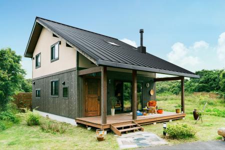 住宅の意匠性と太陽光発電を両立。ログハウスの「BESS