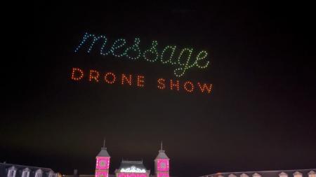 個人向け「メッセージドローンショー」サービス提供開
