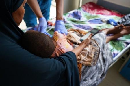 米国の政策が世界の援助を揺るがした1年──公衆衛生ニ