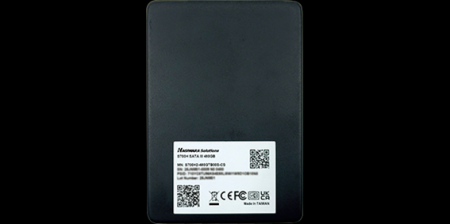 エッジAIコンピューティング向け産業用SSD「700シリー