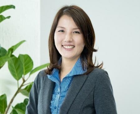 CROSSROADグループの株式会社ZEROONE、スーツアップ特