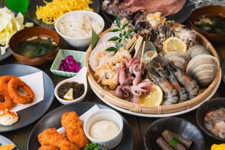 【日本最大級の牡蠣小屋×リゾートグランピング】“本来