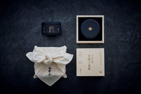 玉露発明の地、宇治小倉から届く「至高の一滴」。山本