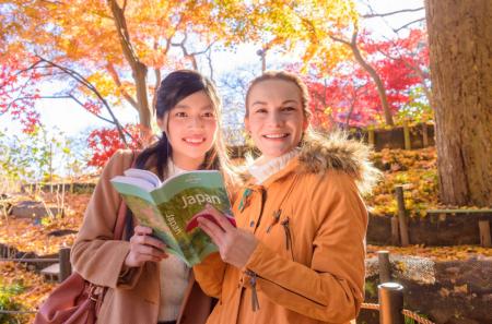訪日米国人の半数以上が、日本で「言語」と「食事マナ