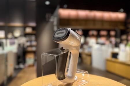 【Neakasa】「Magic 1 片手式吸着 衣類スチーマー」二