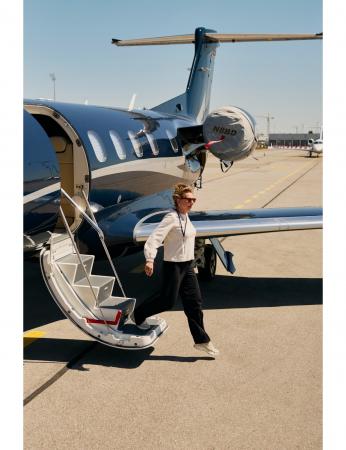 クレドホールディングス、Penske Media Corporation( クレドホールディングス、Penske Media Corporation(