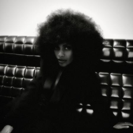 オランダ系南アフリカ人のシンガーソングライターJoya