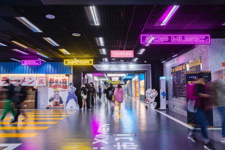 【台北メトロ西門駅】台湾版「秋葉原」が誕生！没入型