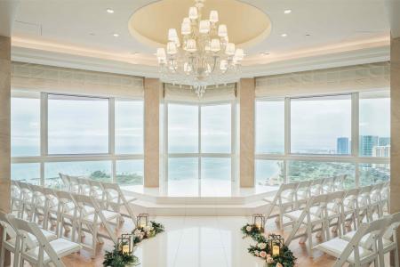 カップル必見!2月限定のスペシャル プランを販売 &レ カップル必見!2月限定のスペシャル プランを販売 &レ