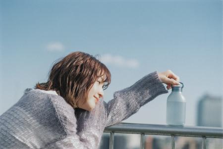 身につけて持ち歩く、新しい水分補給。軽量ウォーター