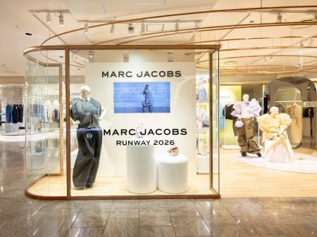 【マーク ジェイコブス】RUNWAY COLLECTIONも展開する