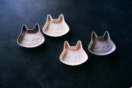 猫好きさん必見！人気の「キャットプレート」に新色が