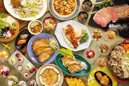 日本の食をはじめ、さまざまな地域のご当地グルメを中 日本の食をはじめ、さまざまな地域のご当地グルメを中