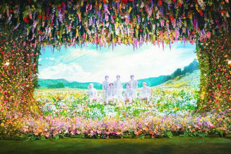 【本日2月5日開幕】ENHYPENの5年を“新撮”ビジュアル×