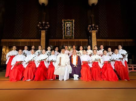 奉納舞を通じて見つめ直す、日本人の原点。吉野（奈良