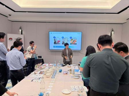 デイブレイク、シンガポールのホテル向け提案会で冷凍