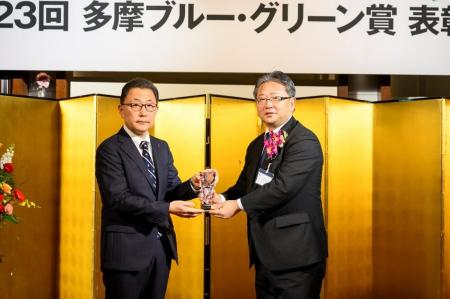 アーティサン株式会社のバスロケーションシステム「バ