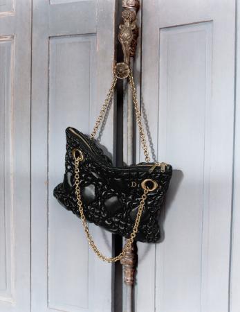 【Dior】新作「ディオール クランチー」バッグが登場