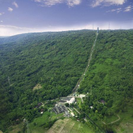 CBK発電所（フィリピン国）の民営化入札を落札し、事