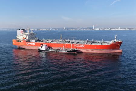 Ship to Shipによるメタノールバンカリングを京浜港横