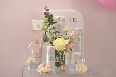 忙しい日々に寄り添う“心地よい潤いケア”　メナードTK