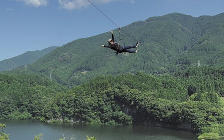 長崎県内初!湖越えジップトリップコースが3/20 (金) 長崎県内初!湖越えジップトリップコースが3/20 (金)